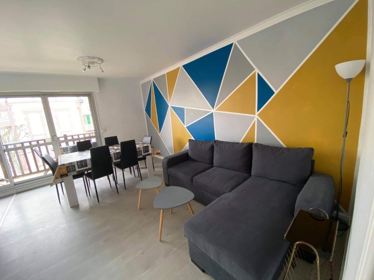 Cabourg Centre, Appartement Pour 4 Personnes A 100M De La Mer Zewnętrze zdjęcie